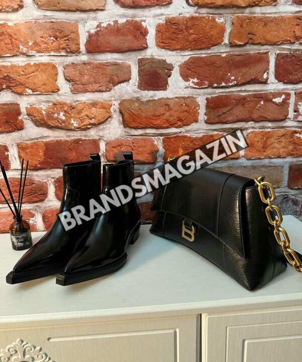 Казаки Balenciaga BM47180379677 Казаки Balenciaga BM47180379677