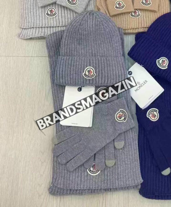 Комплект шарф, шапка, перчатки Moncler BM46706230977