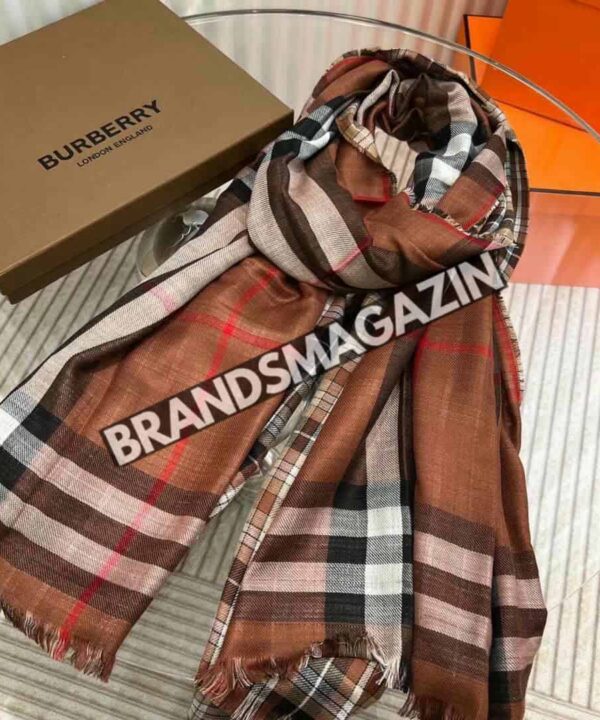 Шарф Burberry BM46782450377 Шарф Burberry BM46782450377