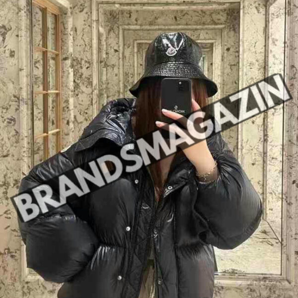 Пуховик Moncler BM46609583577