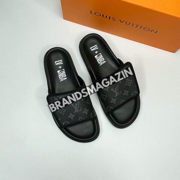 Шлёпанцы Louis Vuitton BM69918377