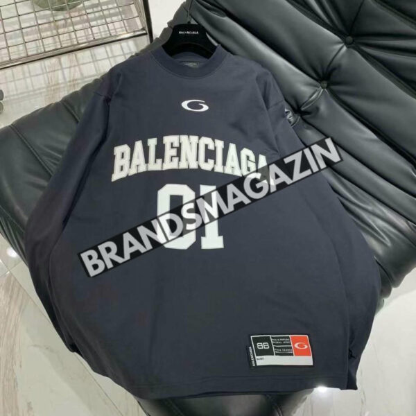 Свитшот Balenciaga BM47444252977