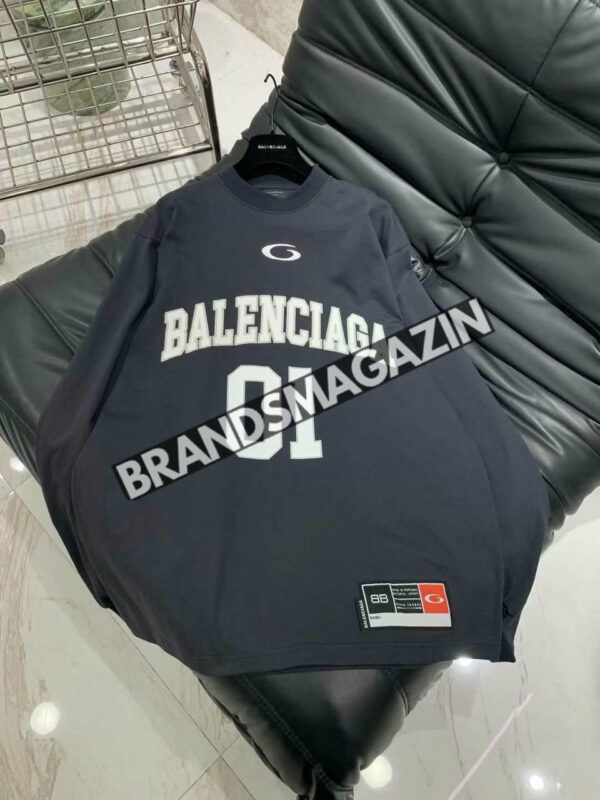 Свитшот Balenciaga BM47444252977