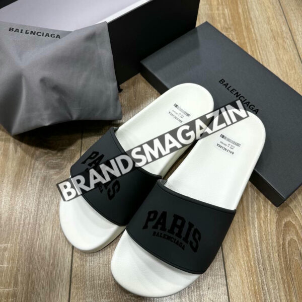 Шлёпанцы Balenciaga BM70396977