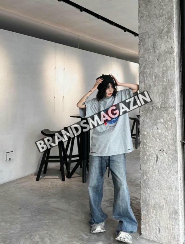 Футболка Balenciaga BM47623504677 8