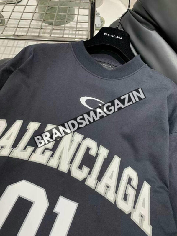 Свитшот Balenciaga BM47444252977 3