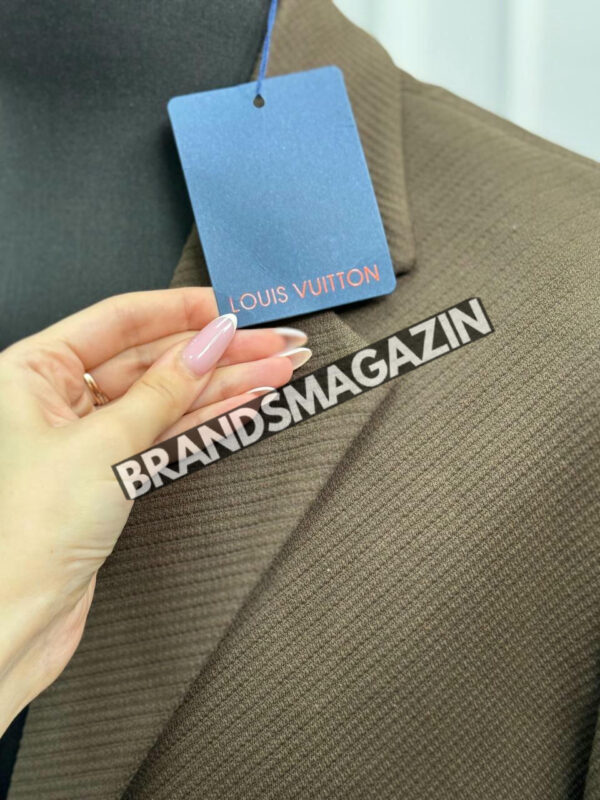 Костюм Louis Vuitton BM7378877 4