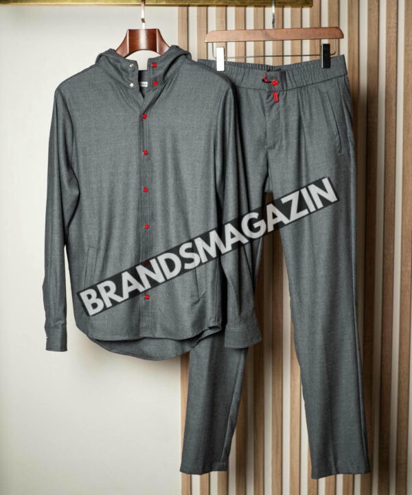 Прогулочный костюм Kiton BM47621611177 Прогулочный костюм Kiton BM47621611177