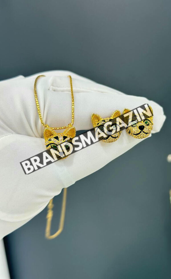 Серьги Boucheron BM46357360677