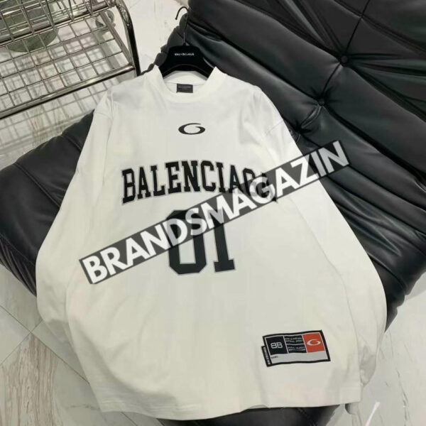Свитшот Balenciaga BM47444857777