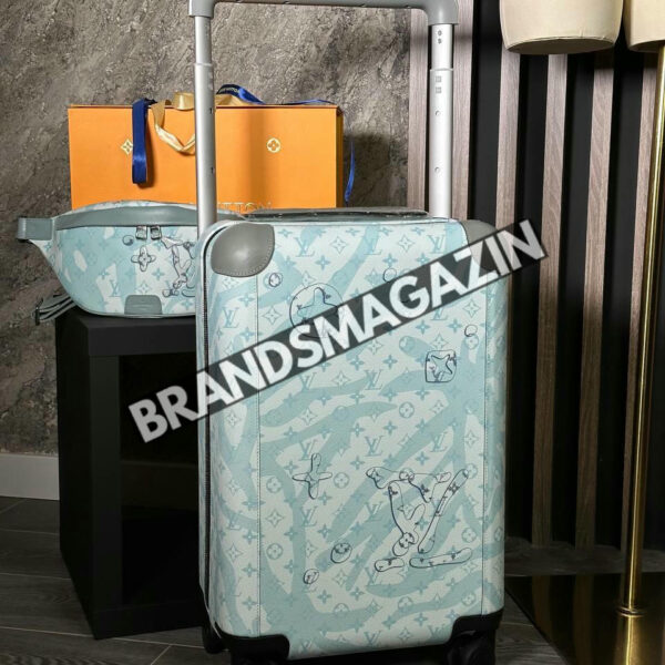 Чемодан Louis Vuitton BM7258877