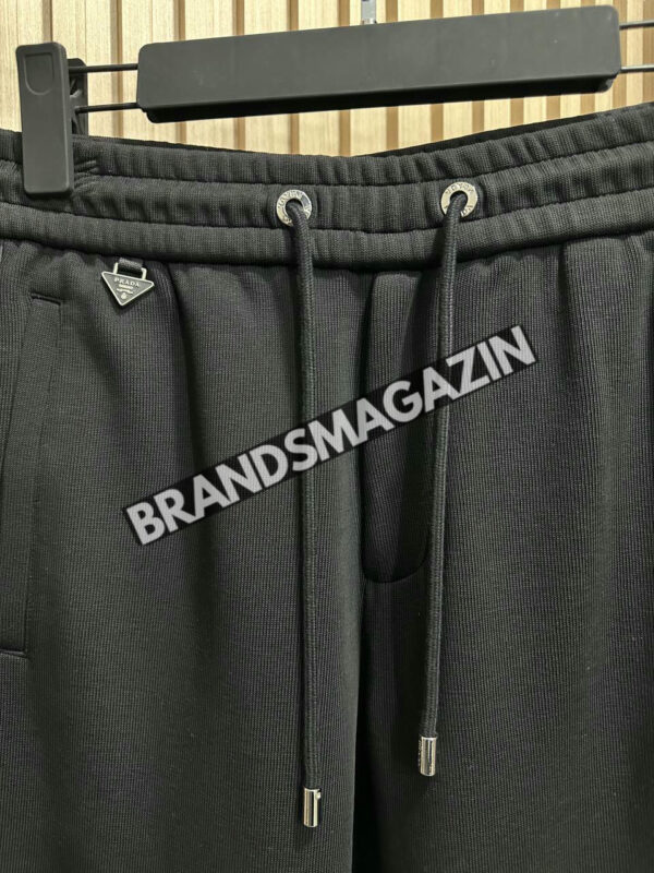 Спортивные штаны Prada BM47336472277 4