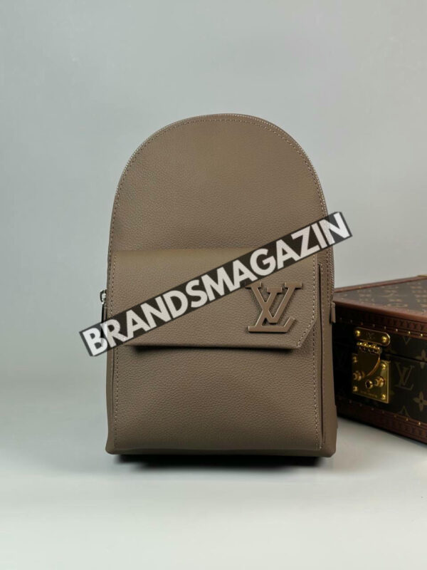Сумка-слинг Louis Vuitton BM47515624377