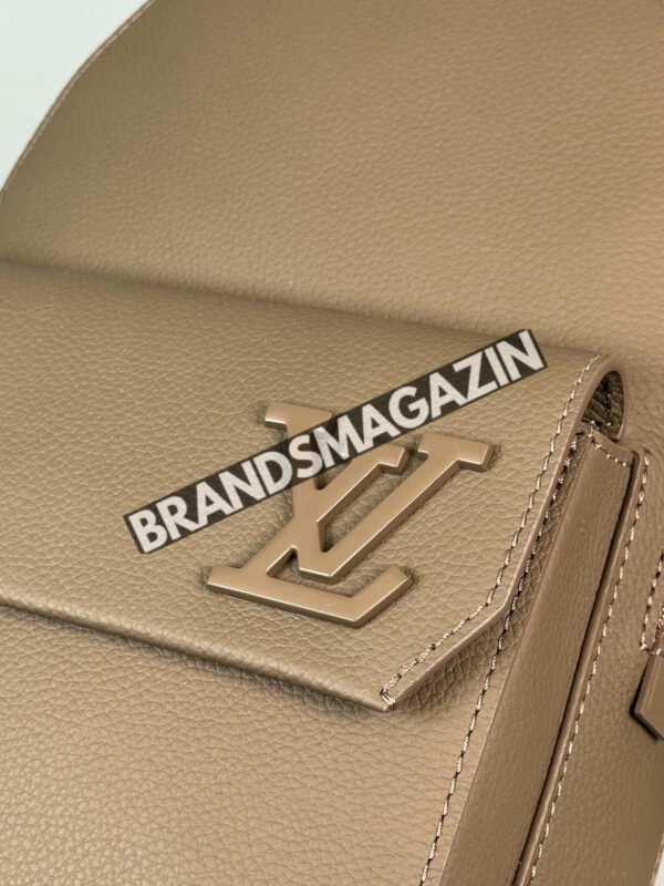 Сумка-слинг Louis Vuitton BM47515624377 4