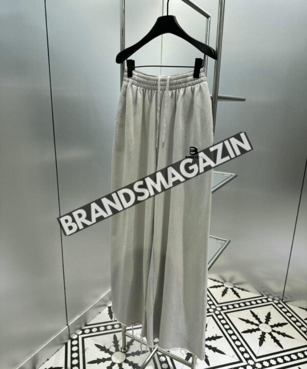 Спортивные брюки Balenciaga BM70294977 Спортивные брюки Balenciaga BM70294977