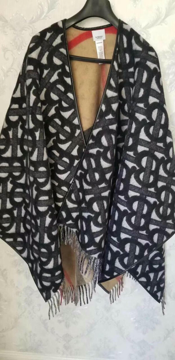Пончо Burberry BM45735557277