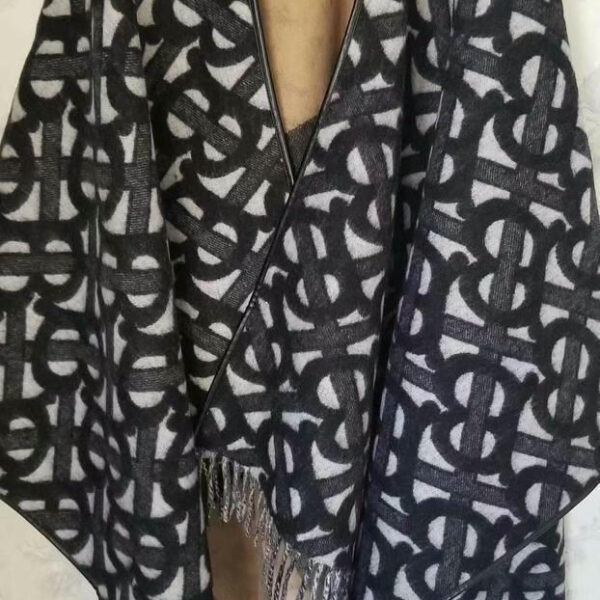 Пончо Burberry BM45735557277