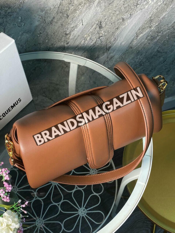 Сумка Jacquemus BM69982177 4
