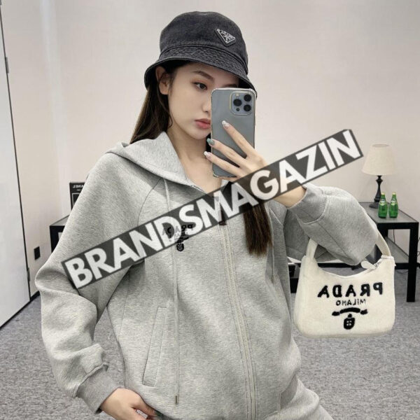 Костюм Prada BM45913611177