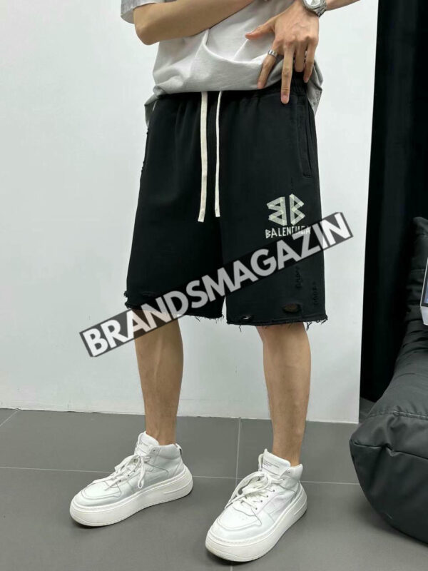 Шорты Balenciaga BM70725977