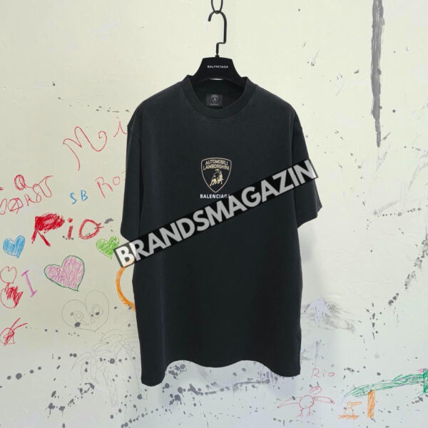 Футболка Balenciaga BM47462254377