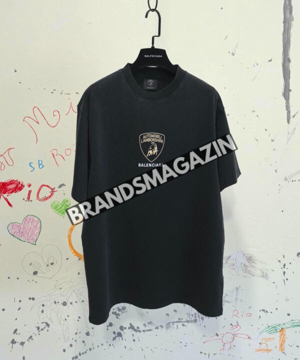 Футболка Balenciaga BM47462254377 Футболка Balenciaga BM47462254377