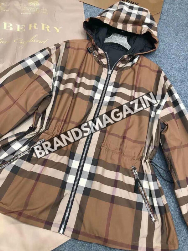 Плащ Burberry BM69509777 5
