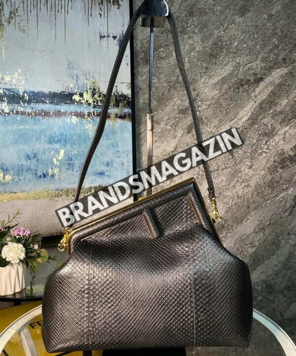 Сумка Fendi из кожи питона BM68247477 Сумка Fendi из кожи питона BM68247477
