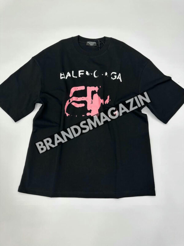 Футболка Balenciaga BM69736677