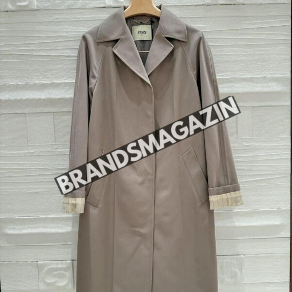 Плащ Fendi BM70810577