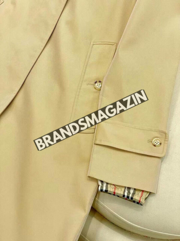 Плащ Burberry BM70007277 5
