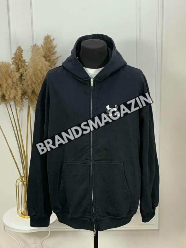 Худи Balenciaga BM46609137377