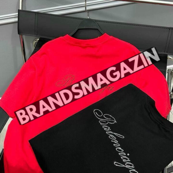 Футболка Balenciaga BM69901977