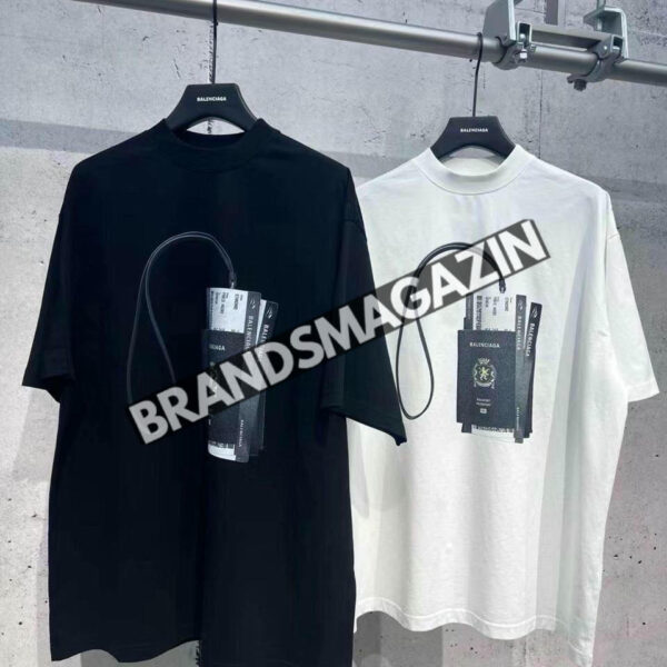 Футболка Balenciaga BM69902177