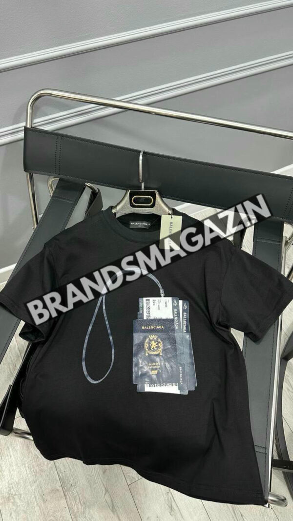 Футболка Balenciaga BM69902177 4
