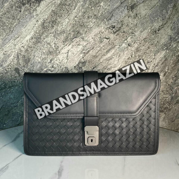 Клатч Bottega Veneta BM46990542777