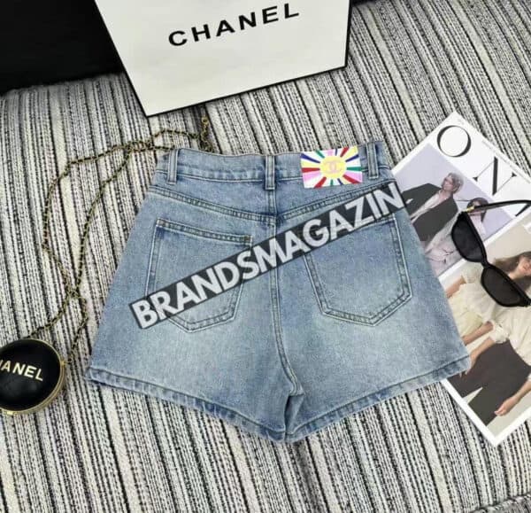 Шорты Chanel BM70815577