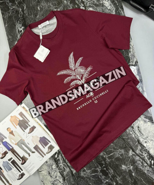Футболка Brunello Cucinelli BM47646370677 Футболка Brunello Cucinelli BM47646370677