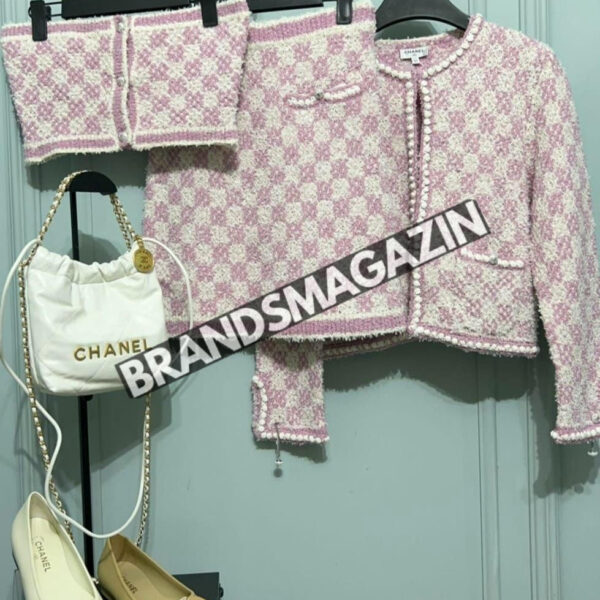 Топ Chanel BM69192377