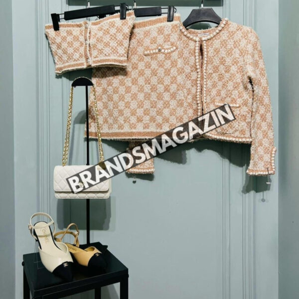 Топ Chanel BM69192477