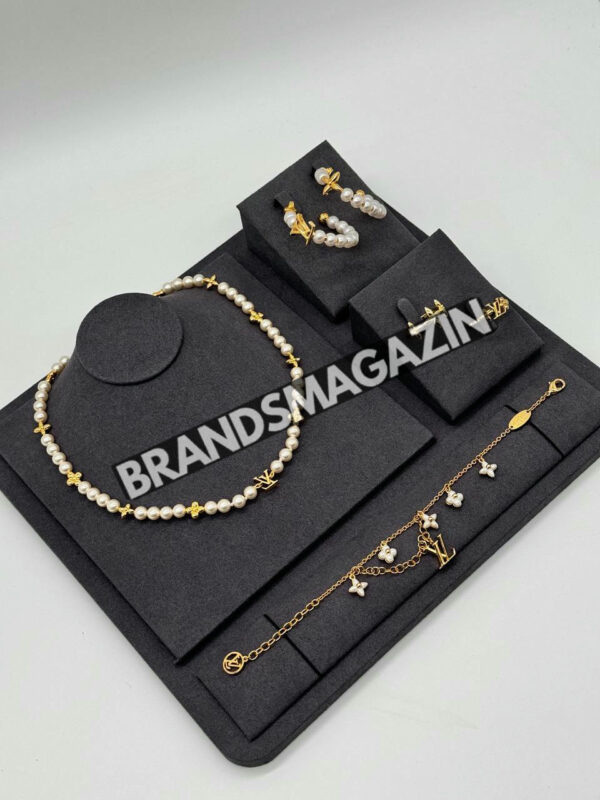 Колье Louis Vuitton BM46181560177 2