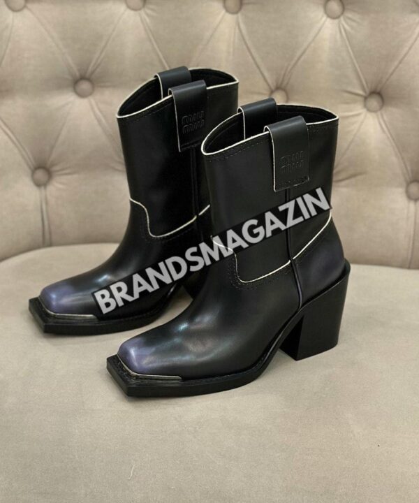 Казаки MIU MIU BM45984860177 Казаки MIU MIU BM45984860177