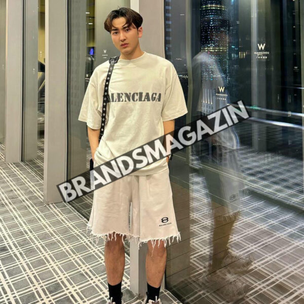 Шорты Balenciaga BM71363277