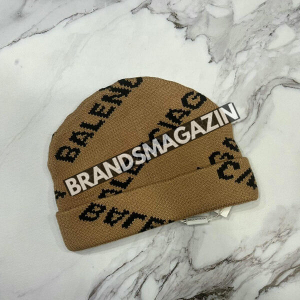 Шапка Balenciaga BM67802677