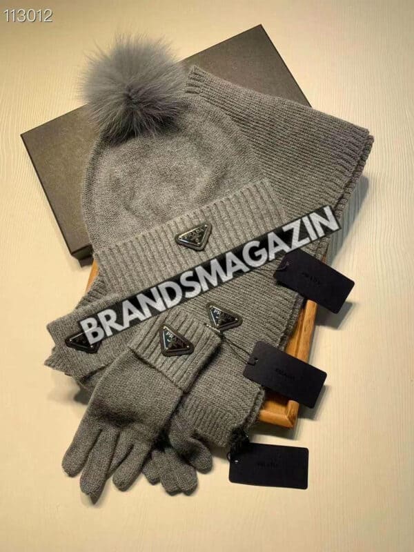 Комплект Prada (шапка + перчатки + шарф) BM46661992277