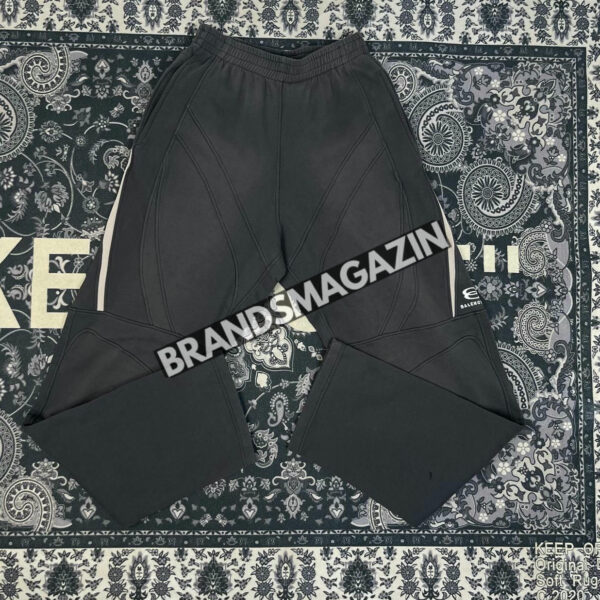 Штаны Balenciaga BM7322577