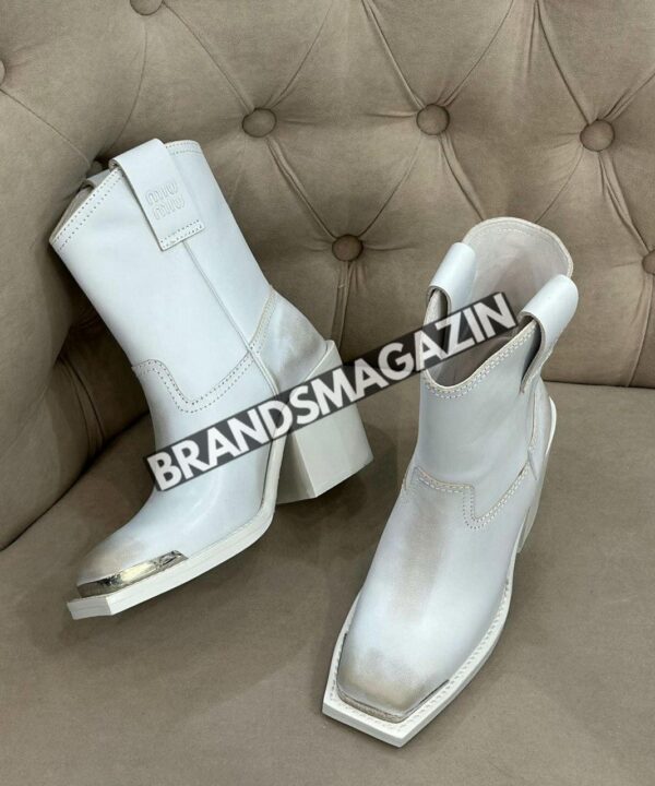 Казаки MIU MIU BM45984866577 Казаки MIU MIU BM45984866577