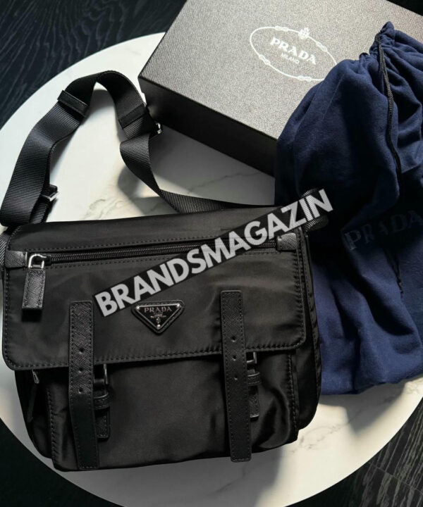 Сумка-мессенджер Prada BM47438007377 Сумка-мессенджер Prada BM47438007377