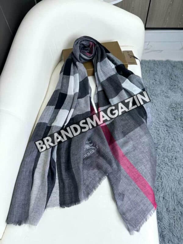 Шарф Burberry BM45735571677 2
