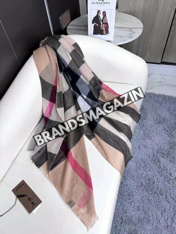 Шарф Burberry BM45735573277 4